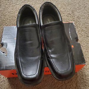 Deer Stags men casual/dress shoes size 11,5 new in box $25